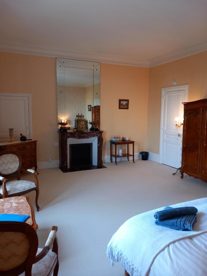 Bed and Breakfast Chateau Maleplane Saint-Léonard-de-Noblat Exterior foto