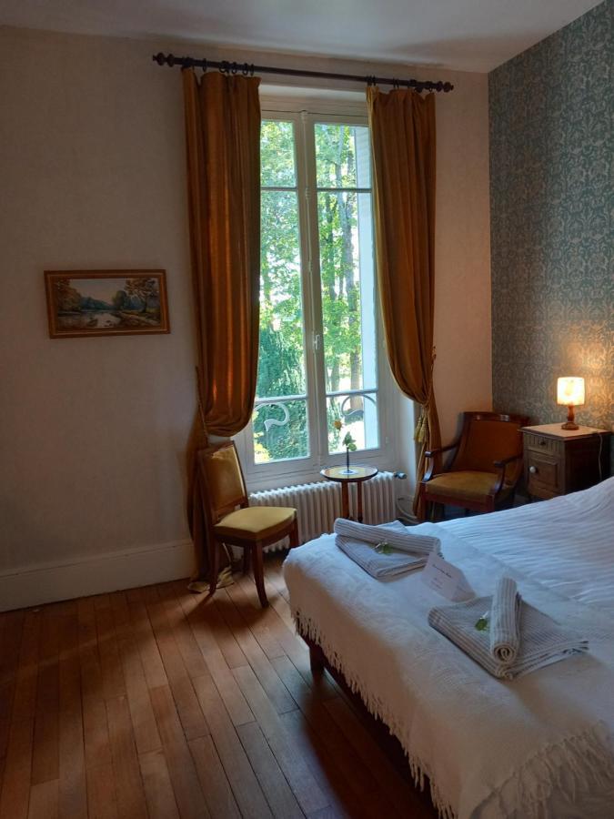 Bed and Breakfast Chateau Maleplane Saint-Léonard-de-Noblat Exterior foto